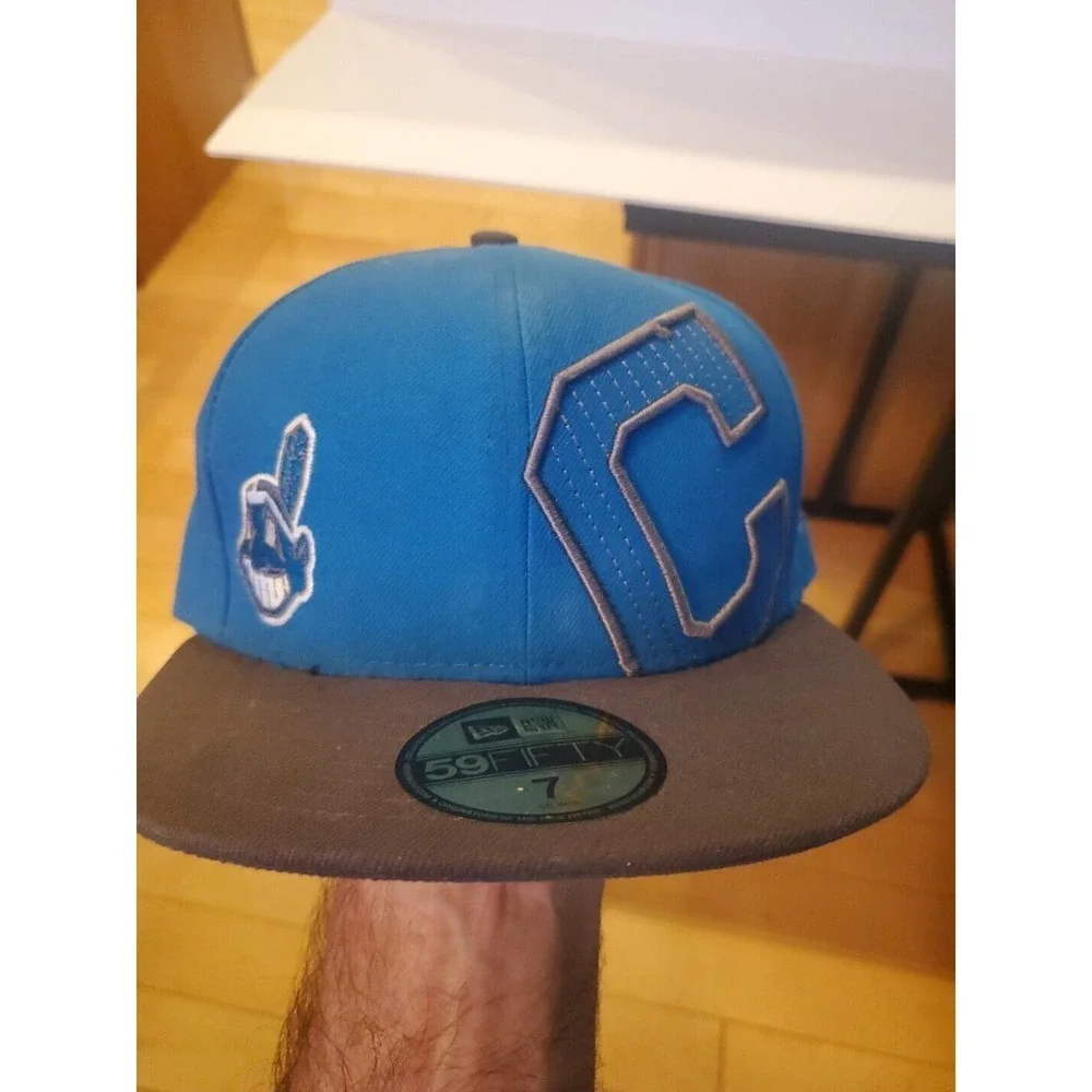 New Era 59 Fifty Cleveland Indians Fitted Cap, Blue, Size 7. Unique And Rare!
